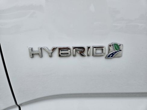 Used 2017 Ford C-MAX SE image 54