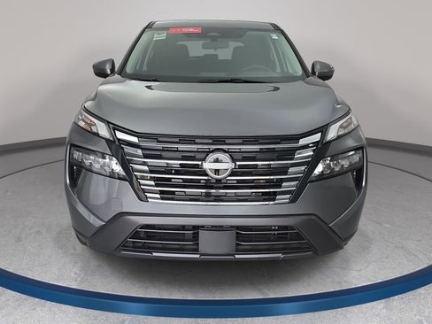 Certified 2025 Nissan Rogue SV FWD image 2