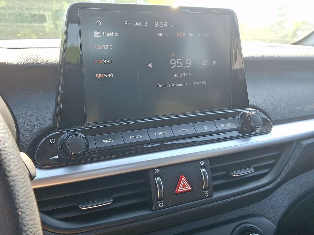 Certified 2023 Kia Forte LXS w/ LXS Technology Package FWD image 17