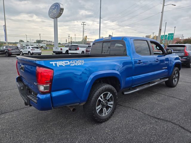 Used 2016 Toyota Tacoma TRD Sport w/ Premium & Technology Package AWD/4WD image 8