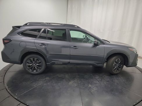 Used 2023 Subaru Outback Onyx Edition image 11