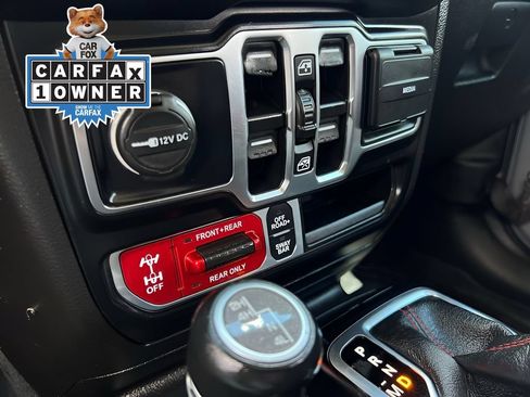 Used 2022 Jeep Wrangler Unlimited Rubicon AWD/4WD image 48