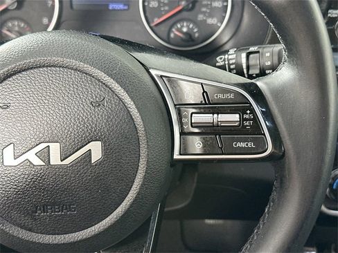 Used 2022 Kia Seltos Nightfall Edition image 23