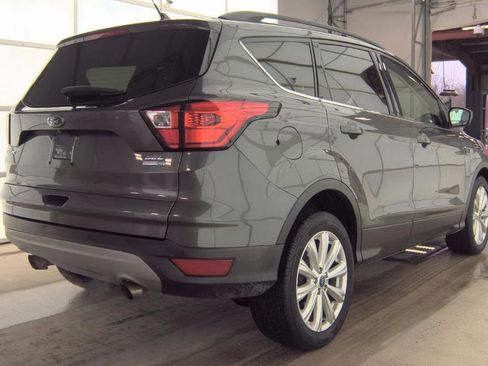 Used 2019 Ford Escape SEL image 4
