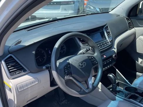 Used 2018 Hyundai Tucson SE w/ Cargo Package AWD/4WD image 22