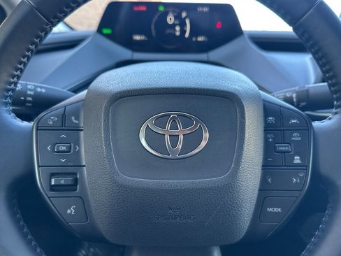 Used 2025 Toyota Prius LE image 24