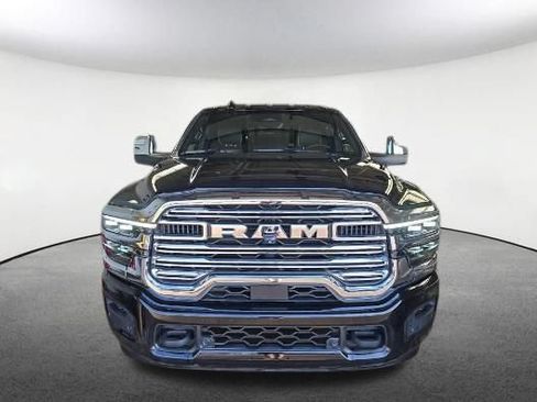 Used 2025 RAM 3500 Limited w/ Towing Technology Group AWD/4WD image 2