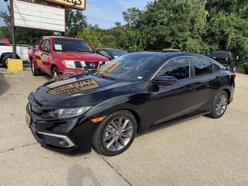 Used 2019 Honda Civic EX image 4