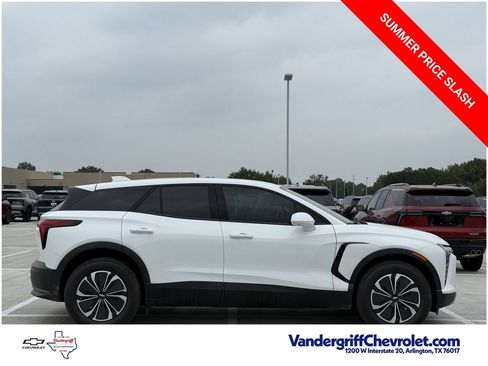 New 2026 Chevrolet Blazer EV LT FWD image 3