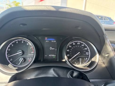 Used 2023 Toyota Camry SE w/ Convenience Package FWD image 15