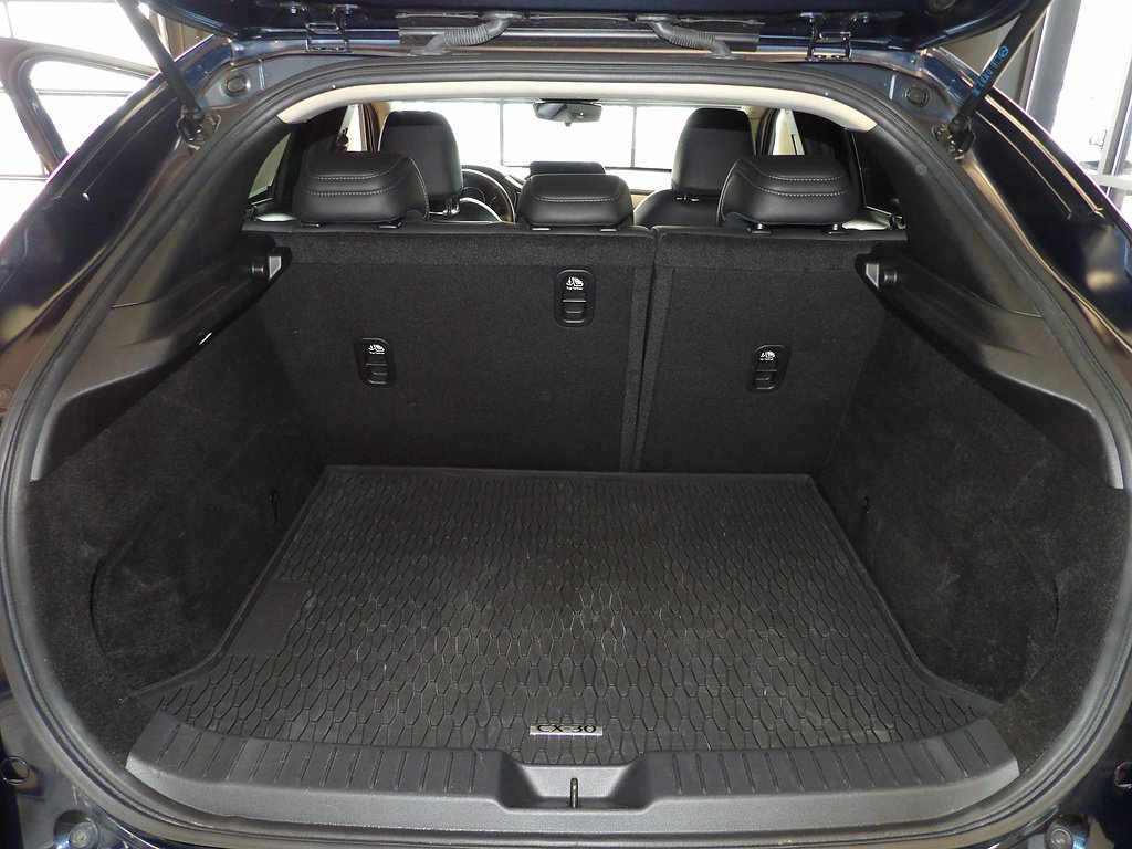 Certified 2024 MAZDA CX-30 AWD 2.5 S w/ Select Sport Pkg image 18