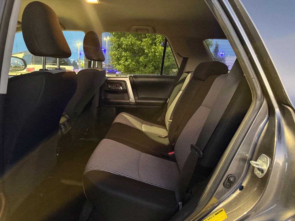 Used 2014 Toyota 4Runner SR5 AWD/4WD image 21