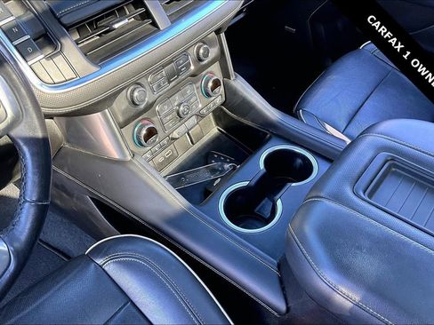 Used 2021 Chevrolet Tahoe Premier w/ Premium Package image 17