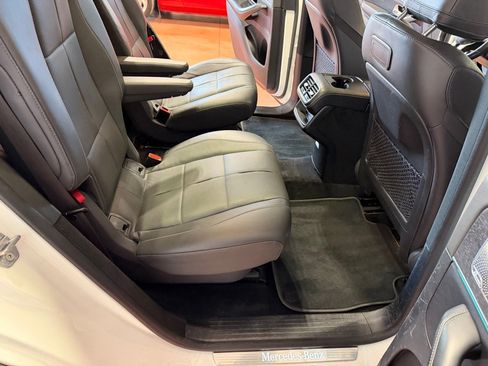 Used 2020 Mercedes-Benz GLS 450 4MATIC image 28