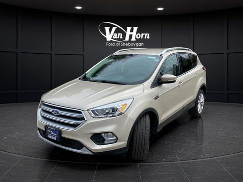 Certified 2017 Ford Escape Titanium FWD image 7