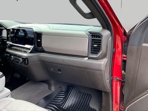 Used 2023 Chevrolet Silverado 1500 LT AWD/4WD image 18