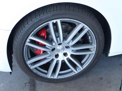 Used 2019 Maserati Ghibli S Q4 AWD/4WD image 42