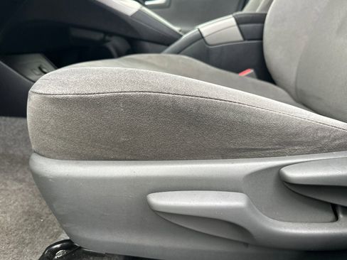 Used 2015 Toyota Prius Three image 11