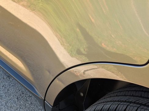 Used 2013 Ford Edge SEL image 38