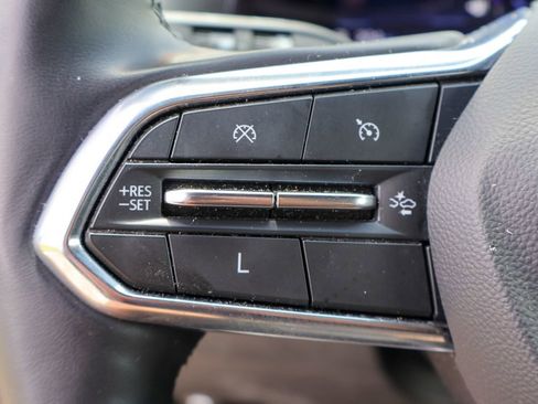 Used 2025 Chevrolet Equinox LT FWD image 12
