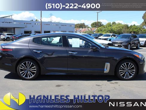 Used 2019 Kia Stinger RWD image 6