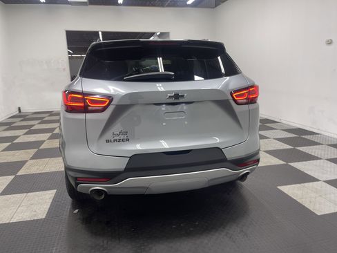Used 2023 Chevrolet Blazer LT w/ Midnight/Sport Edition image 3