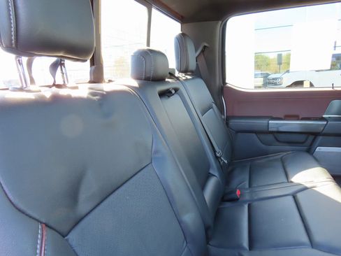 Used 2021 Ford F150 Lariat image 38