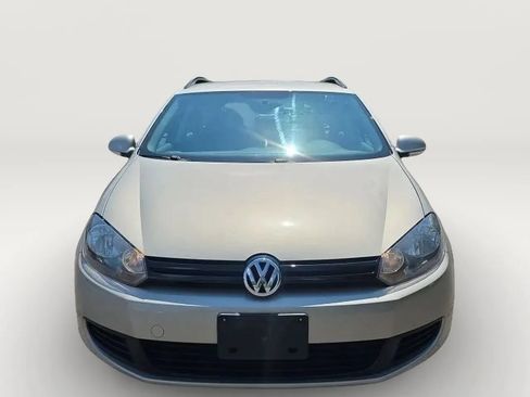 Used 2013 Volkswagen Jetta SE FWD image 4