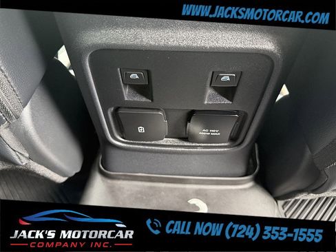 Used 2023 Ford Bronco Wildtrak image 22