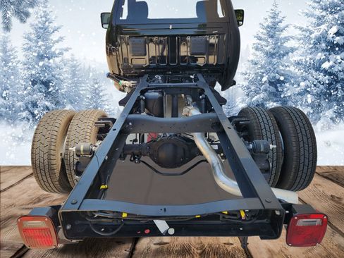 New 2025 RAM 3500 Tradesman image 24