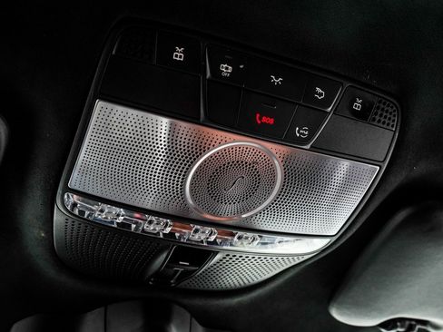 Used 2020 Mercedes-Benz G 550 image 34