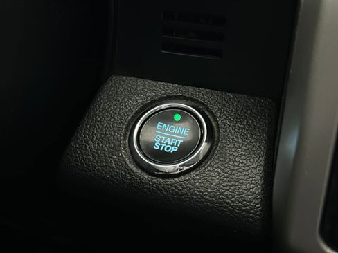 Used 2020 Ford F150 Lariat w/ Equipment Group 502A Luxury image 12