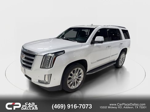 Used 2019 Cadillac Escalade Luxury RWD image 6