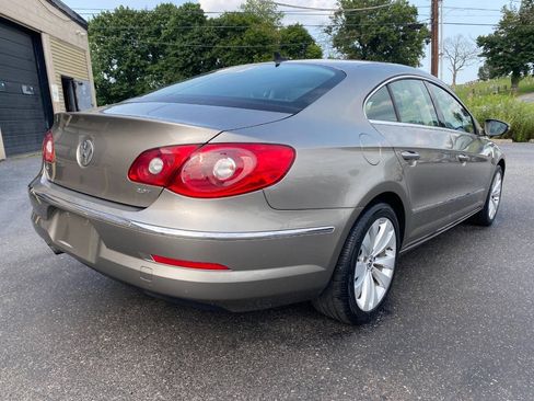 Used 2010 Volkswagen CC Sport FWD image 3