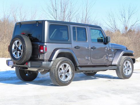 Certified 2022 Jeep Wrangler Unlimited Sahara w/ Cold Weather Group image 3