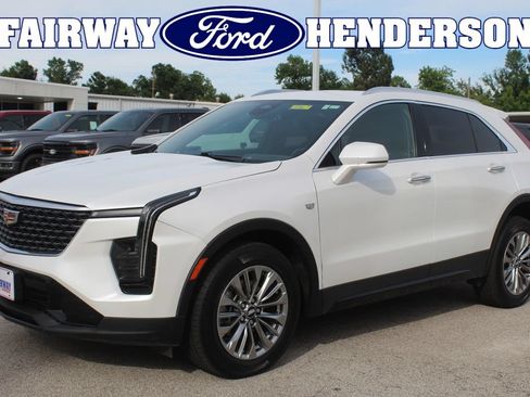 Used 2024 Cadillac XT4 Premium Luxury AWD/4WD image 1