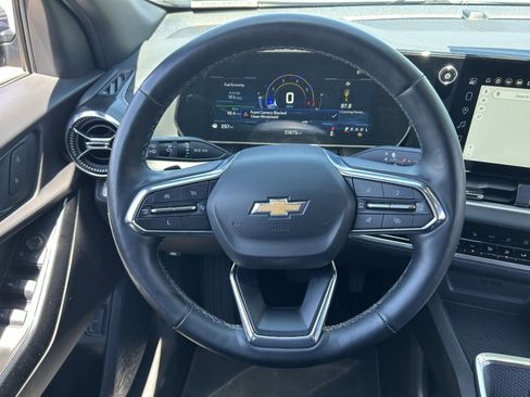 Certified 2025 Chevrolet Equinox LT w/ Convenience Package II FWD image 22