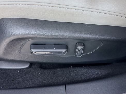 New 2026 Honda HR-V EX-L image 22