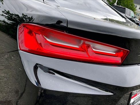 Used 2018 Chevrolet Camaro LT RWD image 26