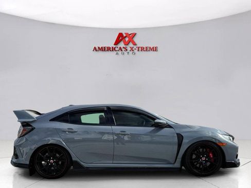 Used 2019 Honda Civic Type R image 8