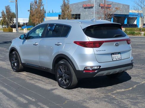 Used 2020 Kia Sportage S image 8