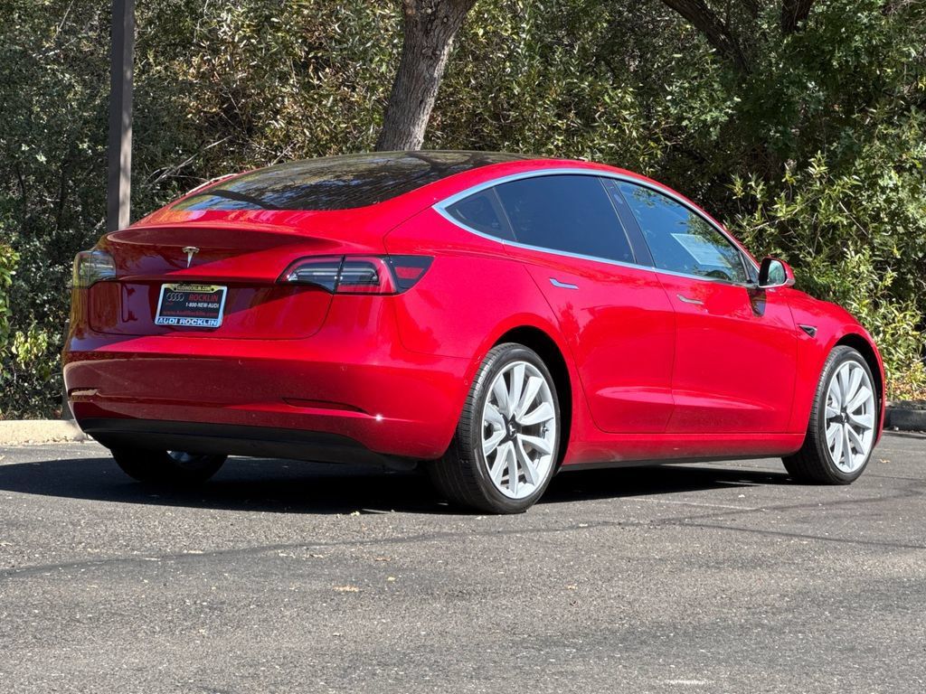 Used 2018 Tesla Model 3 Long Range RWD image 5