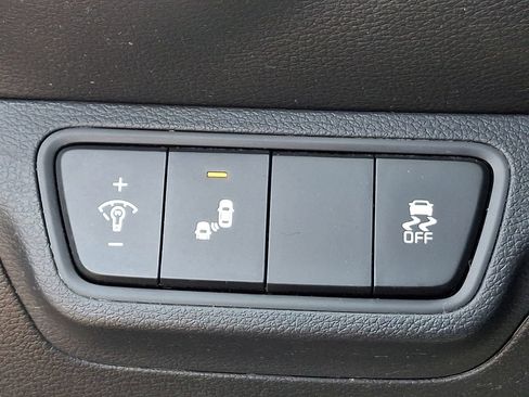 Certified 2023 Kia Forte GT-Line FWD image 22