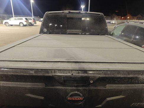 Used 2021 Nissan Titan PRO-4X w/ Pro-4x Utility Package image 5