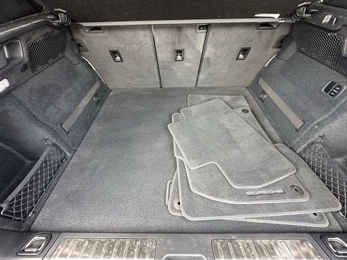 Used 2025 Porsche Macan 4 Electric image 40