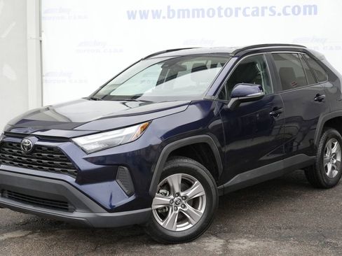 Used 2023 Toyota RAV4 XLE FWD image 2