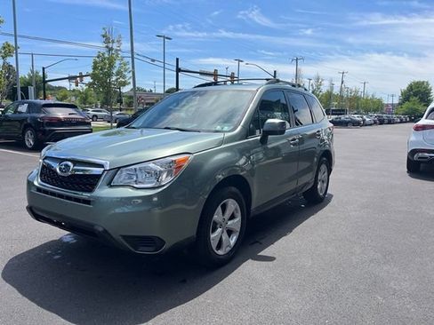 Used 2016 Subaru Forester 2.5i Premium w/ Popular Package #2 AWD/4WD image 3
