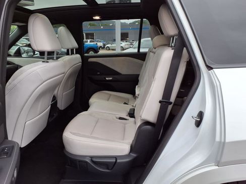 Used 2024 Lexus TX 350 AWD w/ Technology Package image 12