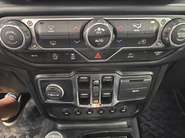 Used 2022 Jeep Gladiator Sport AWD/4WD image 27