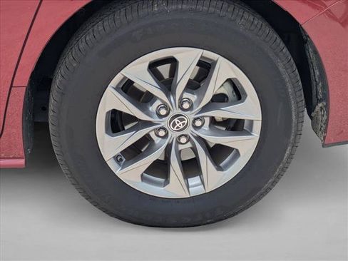 Used 2022 Toyota Sienna XLE FWD image 15